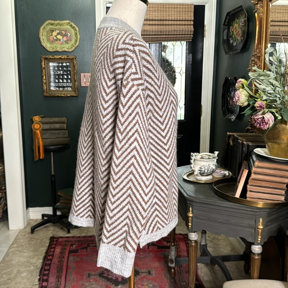 Ann Taylor oversized Chevron cardigan - Picture 3 of 6